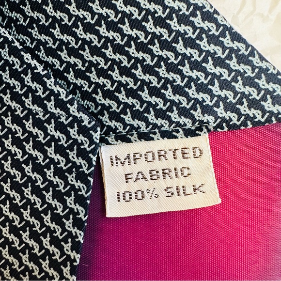 Yves Saint Laurent YSL Necktie Tie 100% Silk Logo print - Picture 4 of 5